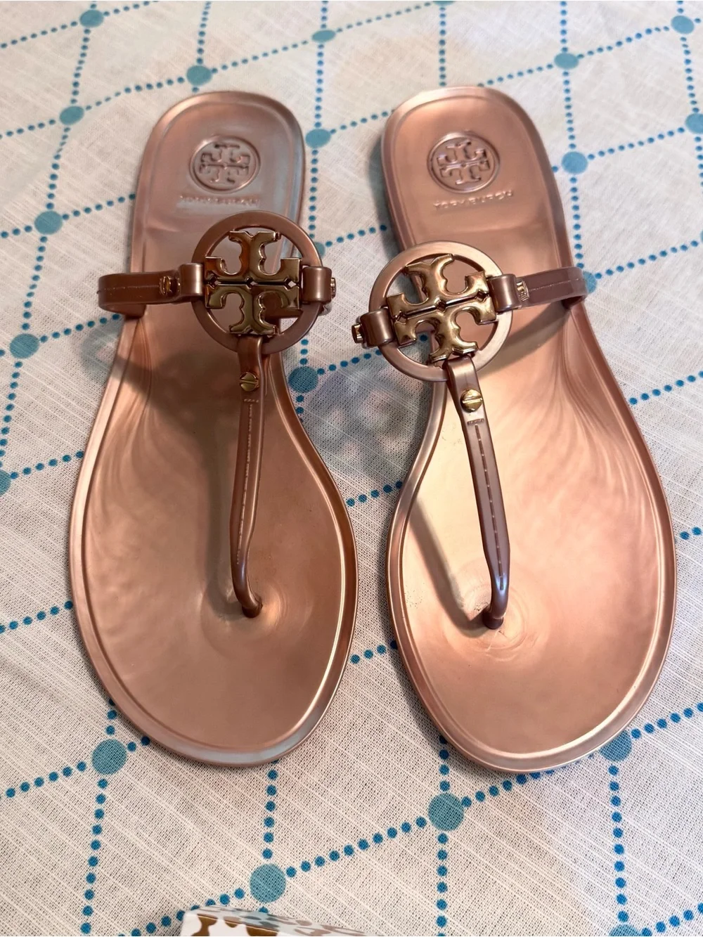 Tory Burch Miller Rose Gold Thong Sandals size 8 beautiful style